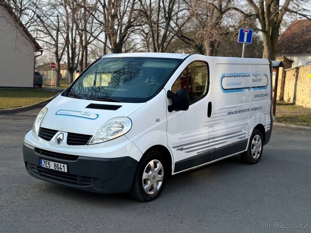 Renault Trafic 2.0dci (215tis ) - 9
