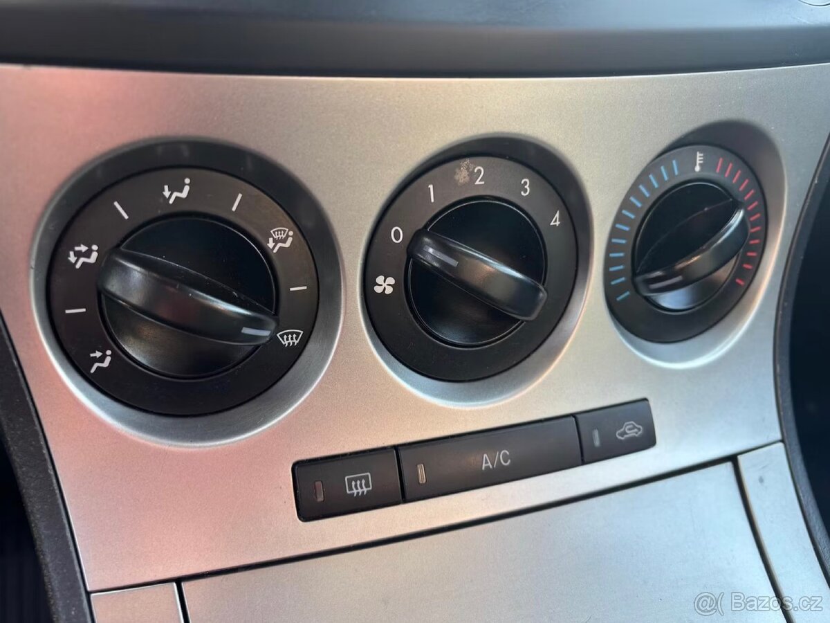 MAZDA 3 1.6 77 KW CE | ROK 2010 - BENZÍN - 9