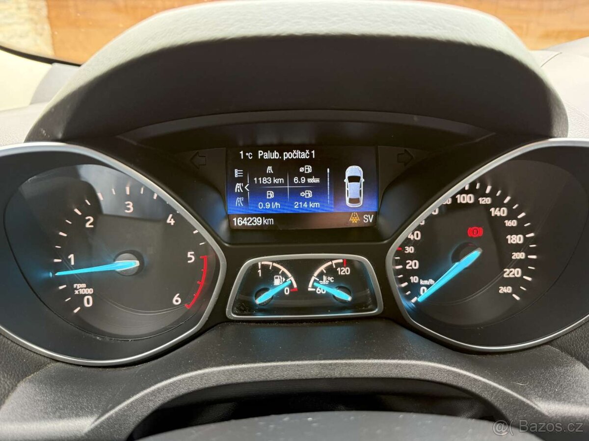 FORD KUGA 2,0TDCi 4x4 - 9