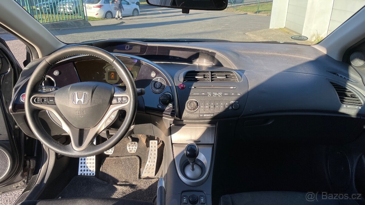 HONDA CIVIC 1.8 VTEC TYPE-S - 9