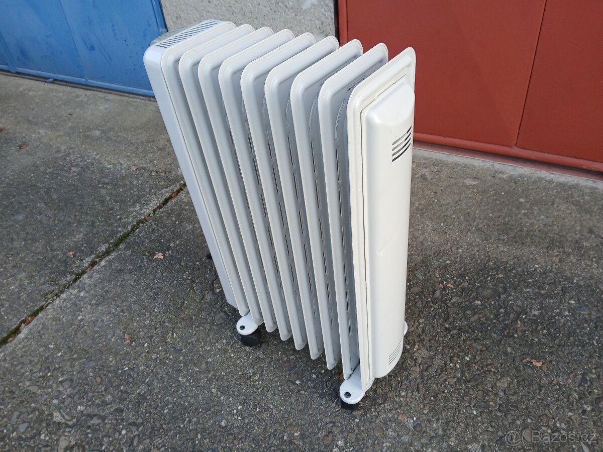 elektricka olejova kamna radiator DeLonghi 2000w - 9