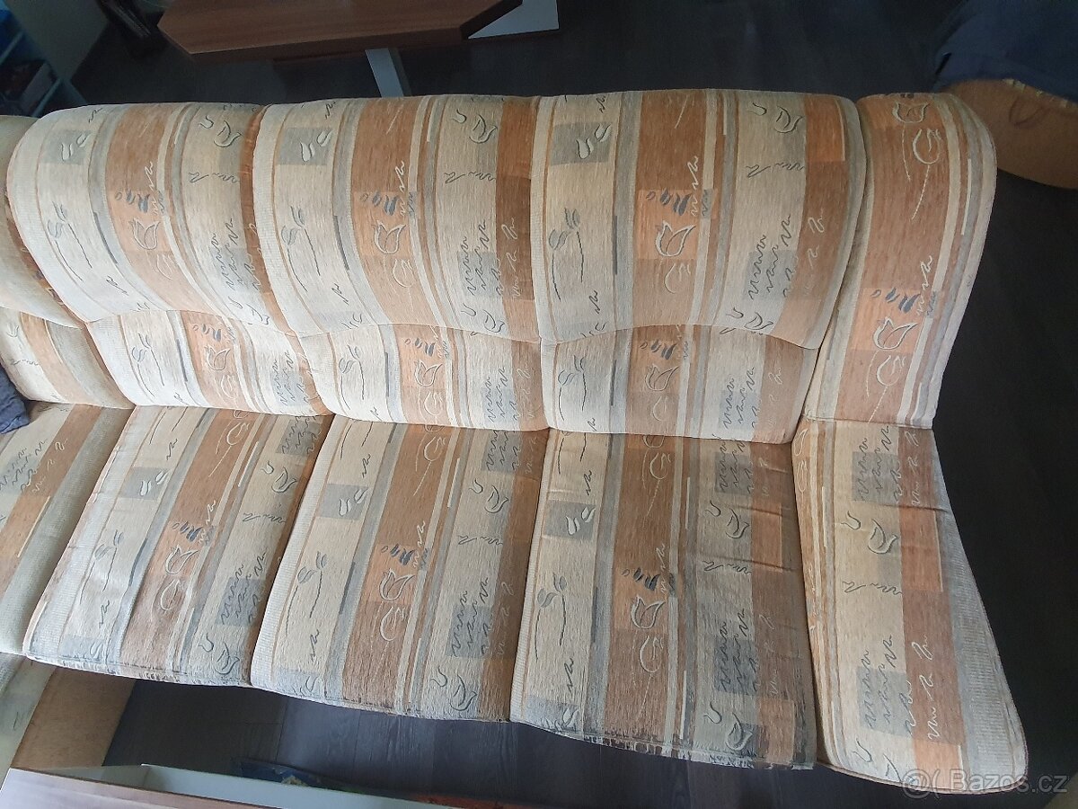 Sedací souprava a křeslo - 9