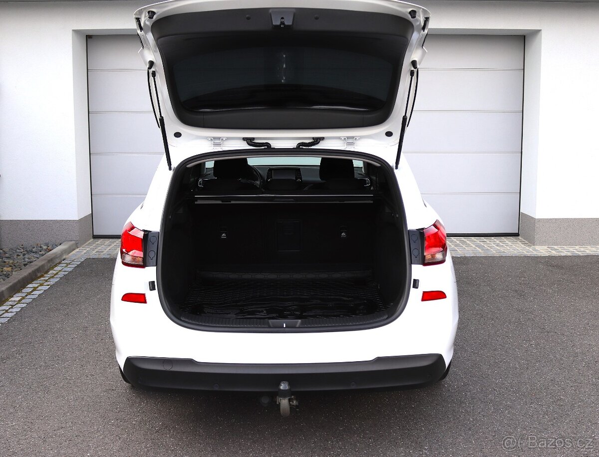 HYUNDAI I30 - AUTA na splátky BEZ registrů a příjmu - 9