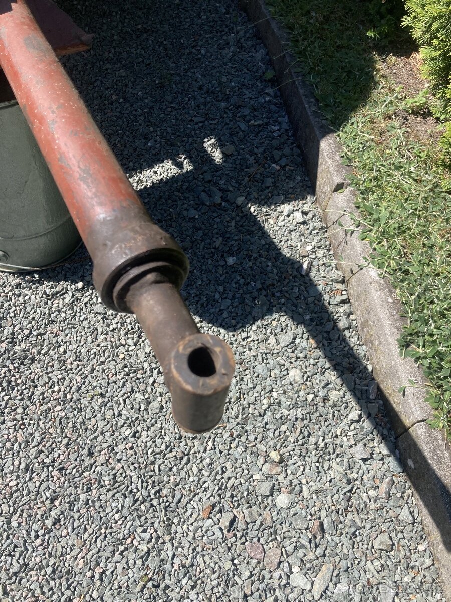 VOZIK ZA VARY,MF - 9