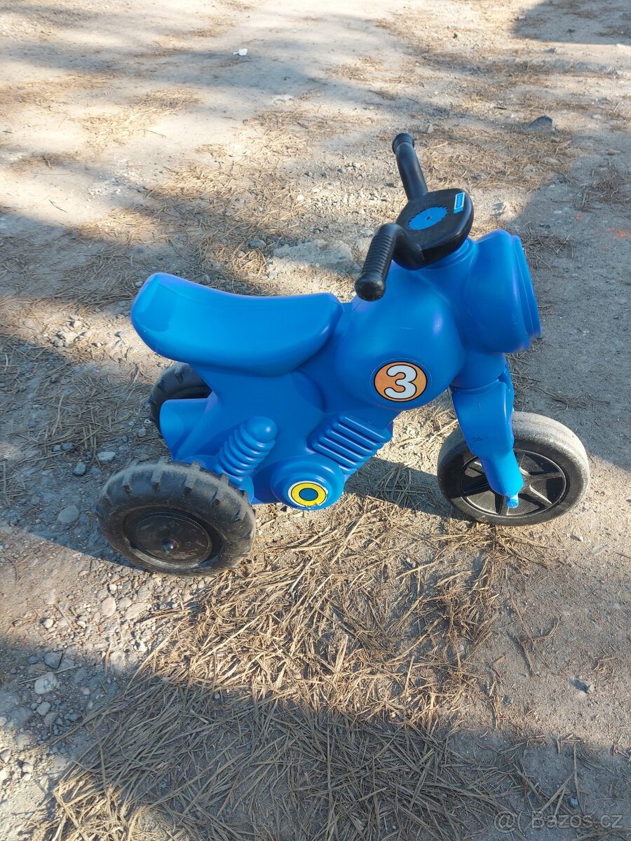 Odráželo odstrkávadlo motorka kopačky Umbro - 9