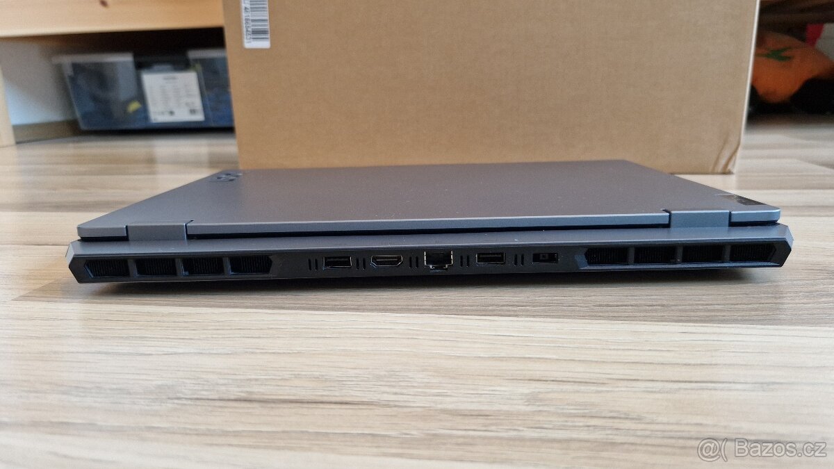 Lenovo LOQ 15IAX9 i5 - 12450HX - 9