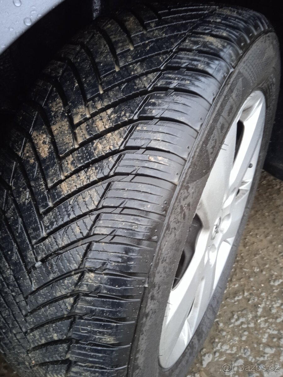 Opel Astra H caravan - 9