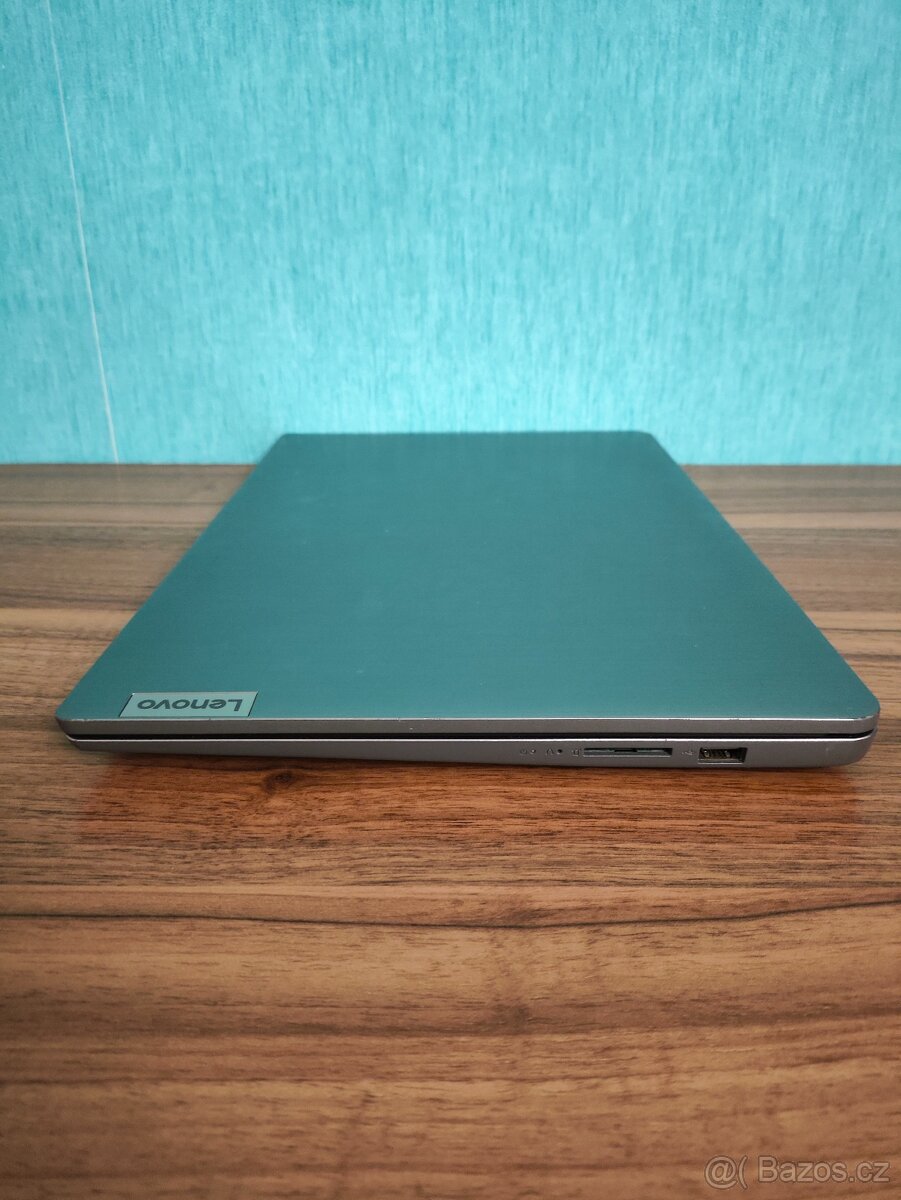 Lenovo IdeaPad 3 15 | Ryzen 5 • 20GB • 256GB SSD - 9