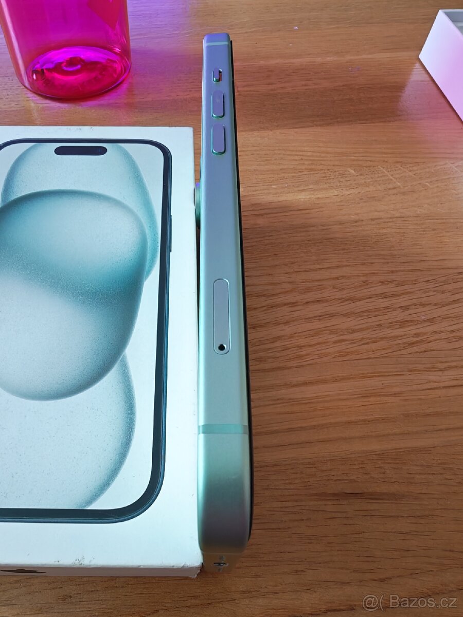 Apple Iphone 15 - 9