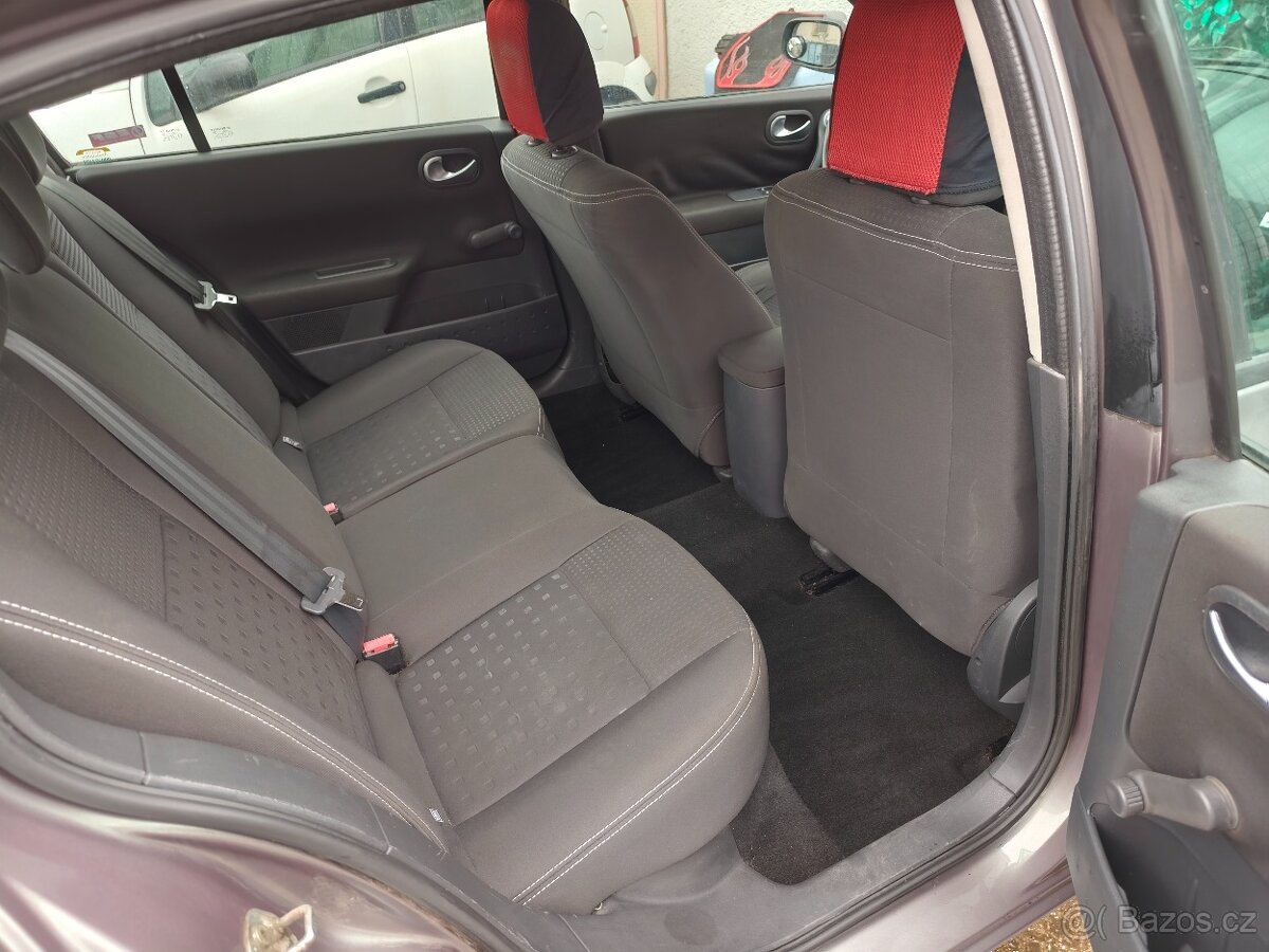 Renault Megane 1,6 i 16V - 9