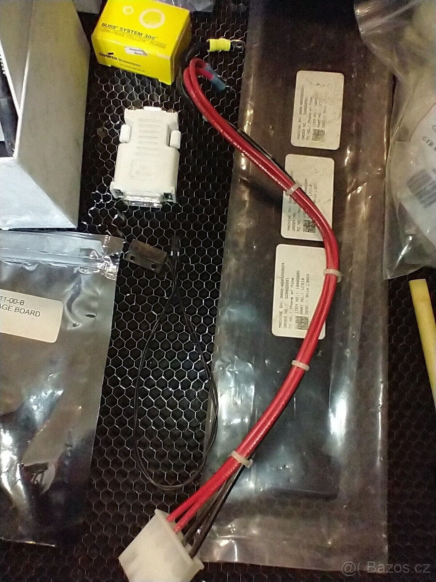 Laserový gravírovací systém Epilog Legend 36EXT-9000, rok vý - 9