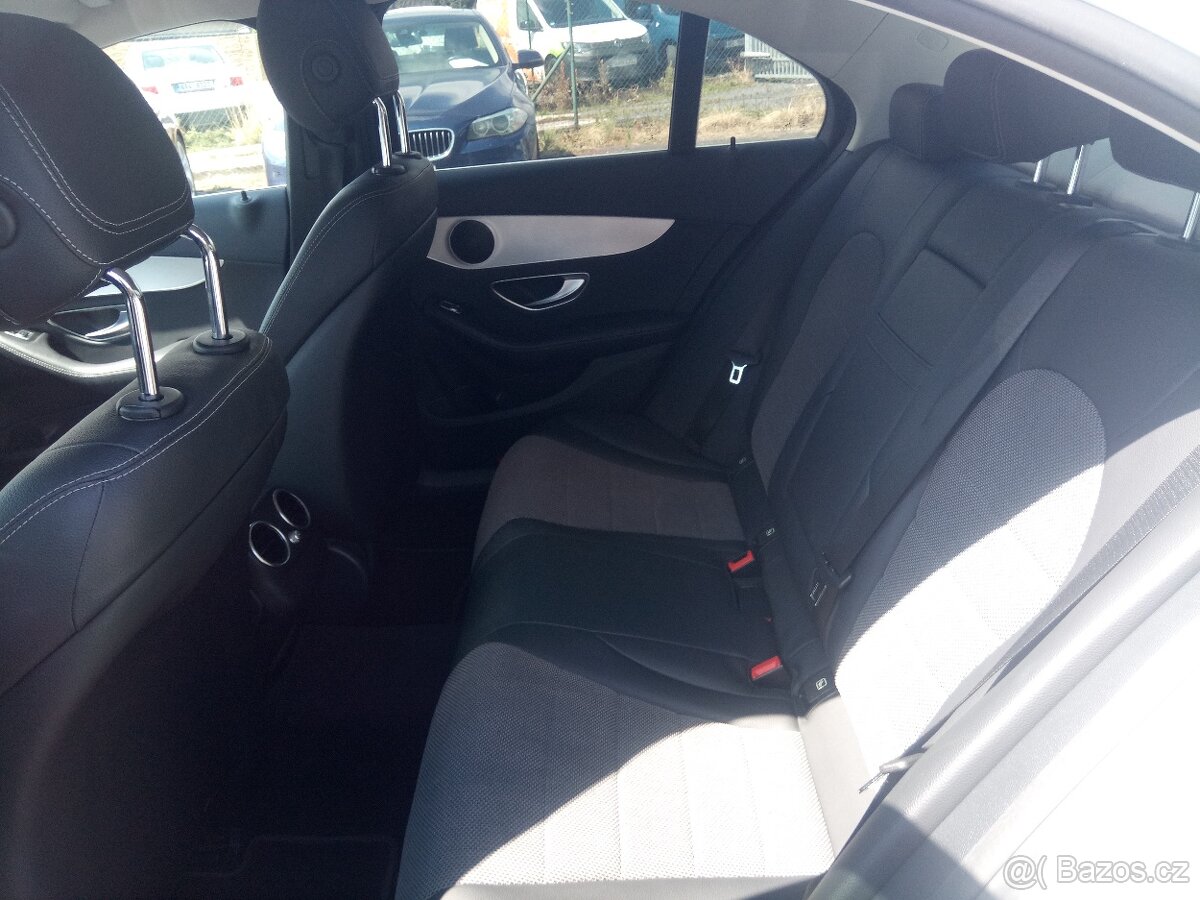 Mercedes-benz C 220d 4Matic Avantgarde,koupeno v CZ,serviska - 9