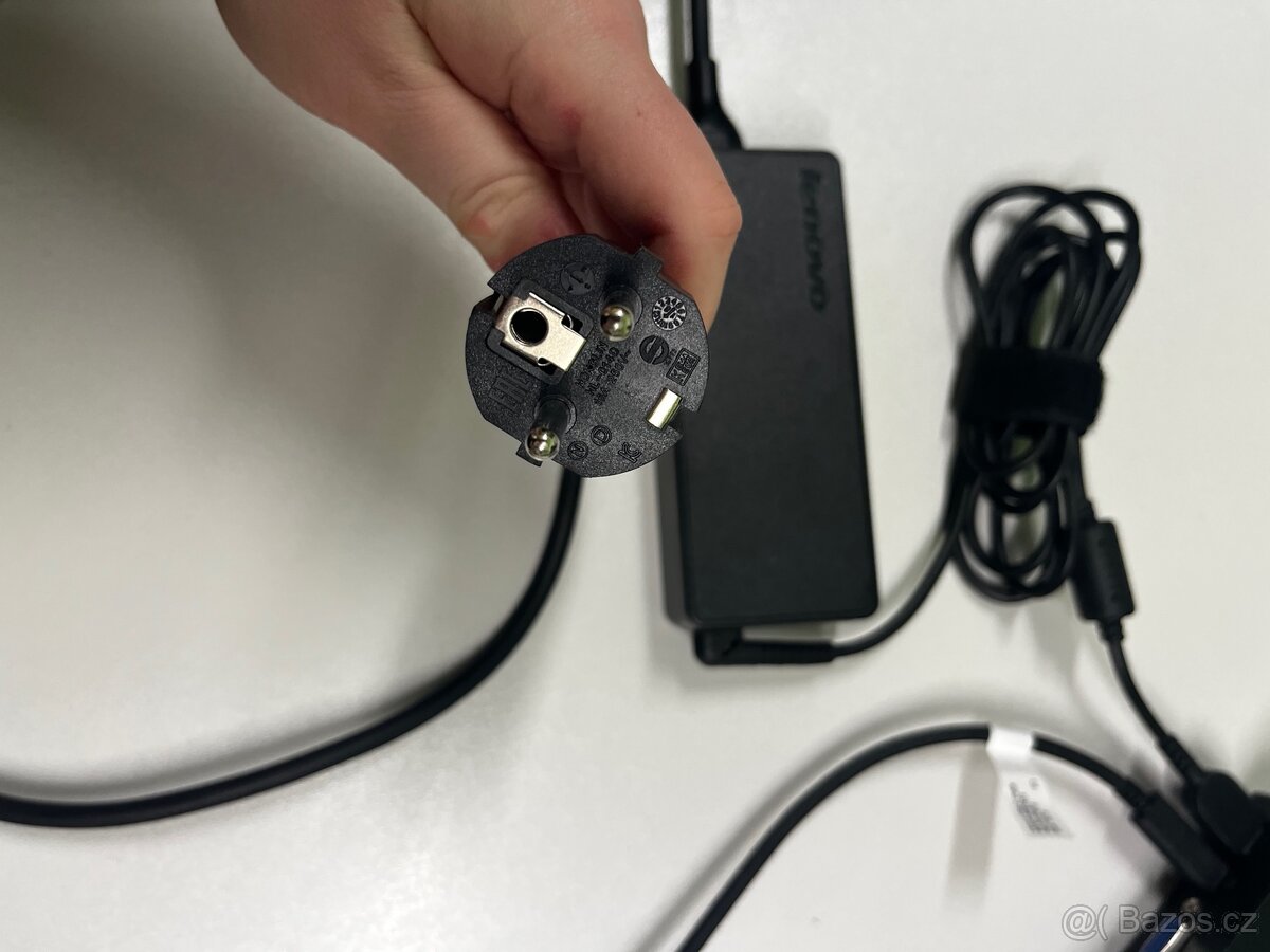 USB-C Dokovací stanice - 9