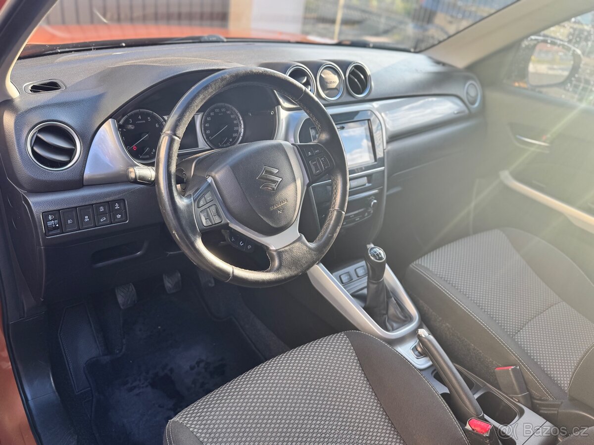Suzuki Vitara 1.6i 4x4 - 9