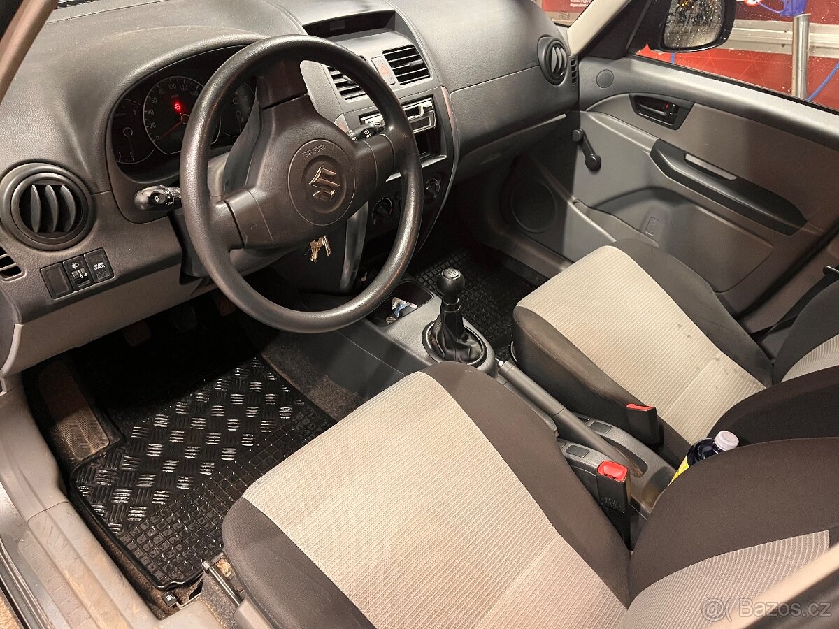 Prodam suzuki sx4 najeto 62 000 km - 9
