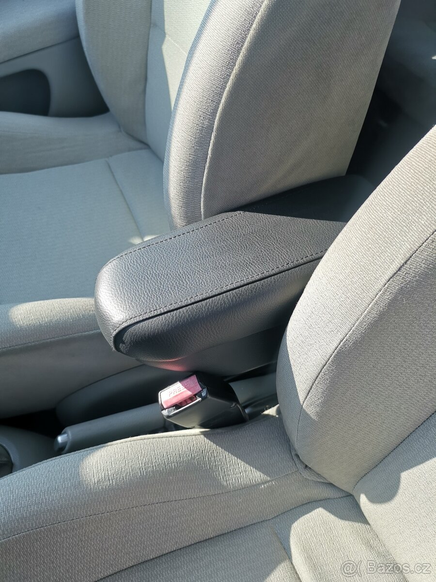 Renault clio 2, 1.5 dci 60 kw - 9