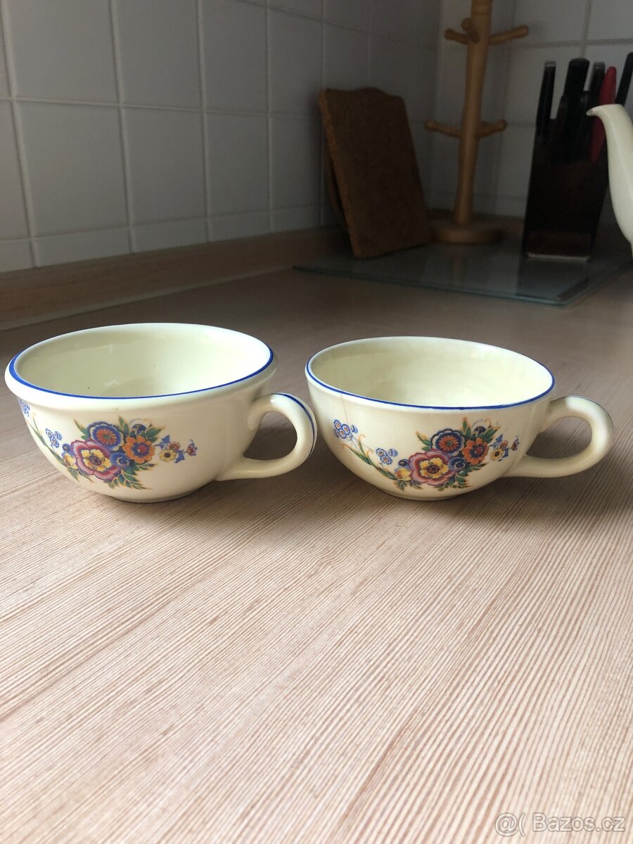 Kdo má rád milé a malované nádobí (po prababičce) - 9