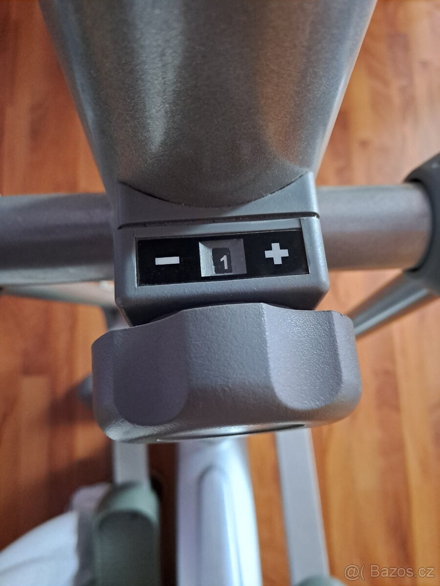 Eliptický trenažér ET 210 Magnetic Energetics - 9