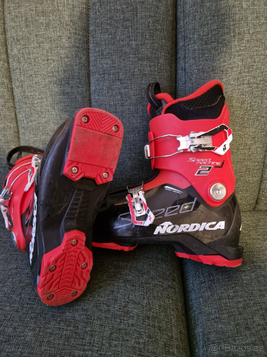 PŘESKÁČE LYŽÁKY NORDICA VEL. 20,5 - 9