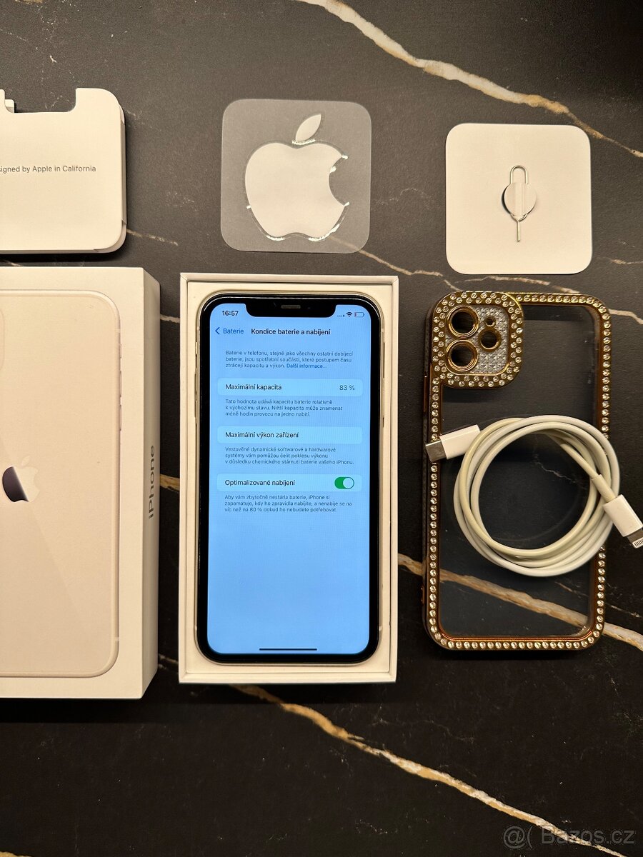iPhone 11 64gb + příslušenství - 9