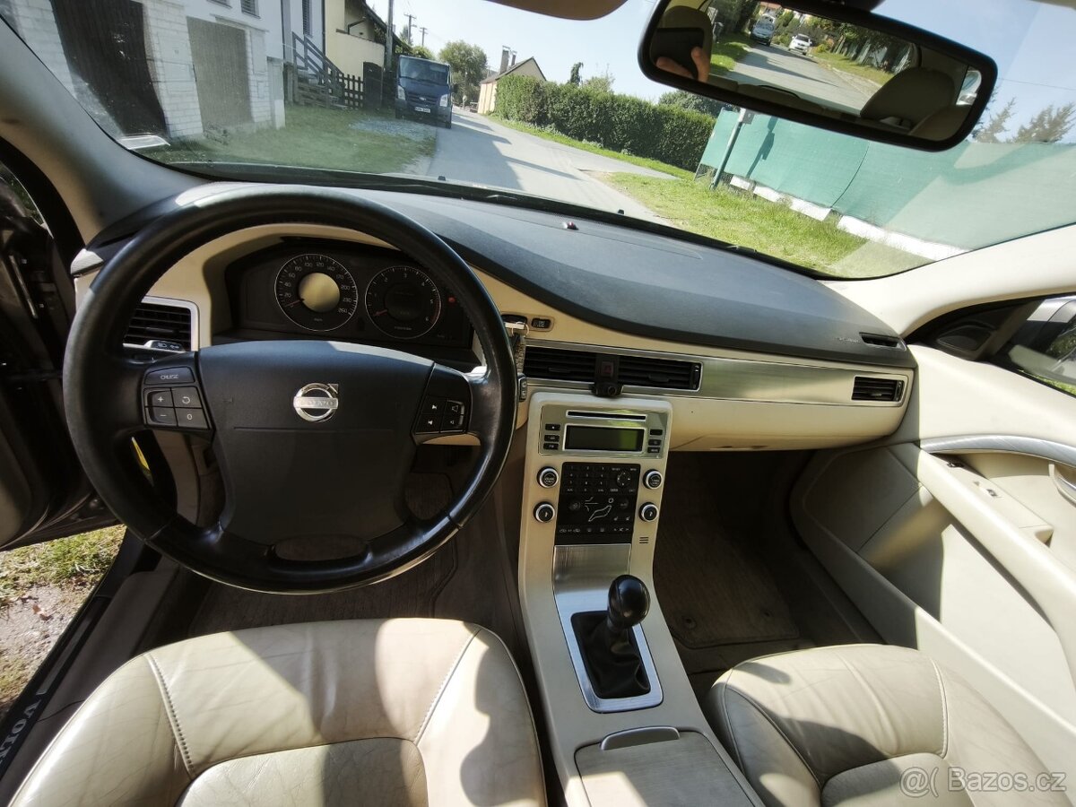 Volvo V70 D5 AWD (2008) 2.4D 136kW - 9