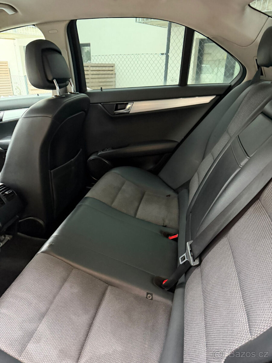 MERCEDES BENZ C 220CDi AVANTGARDE - 9