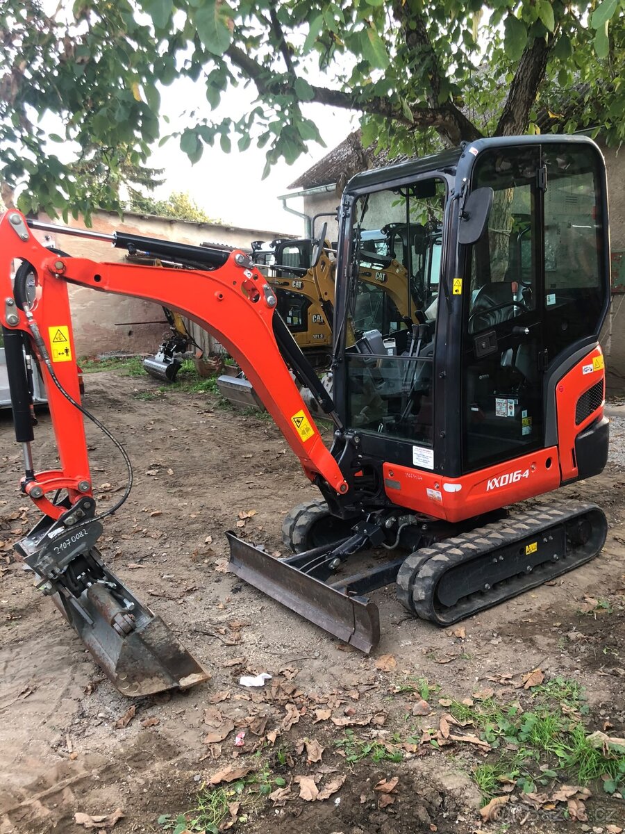 Minibagr KUBOTA KX 016 - 9