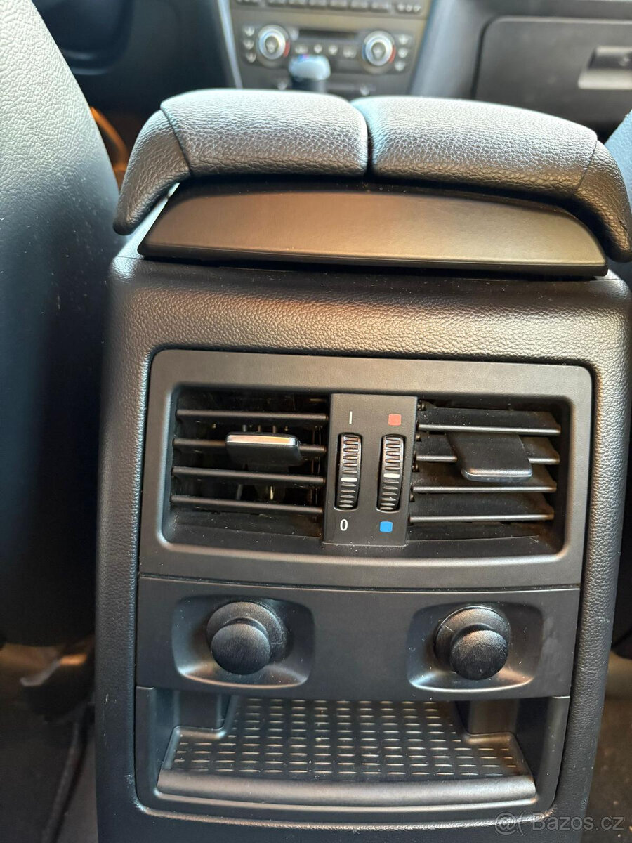 BMW e90 325i 160 kW - 9