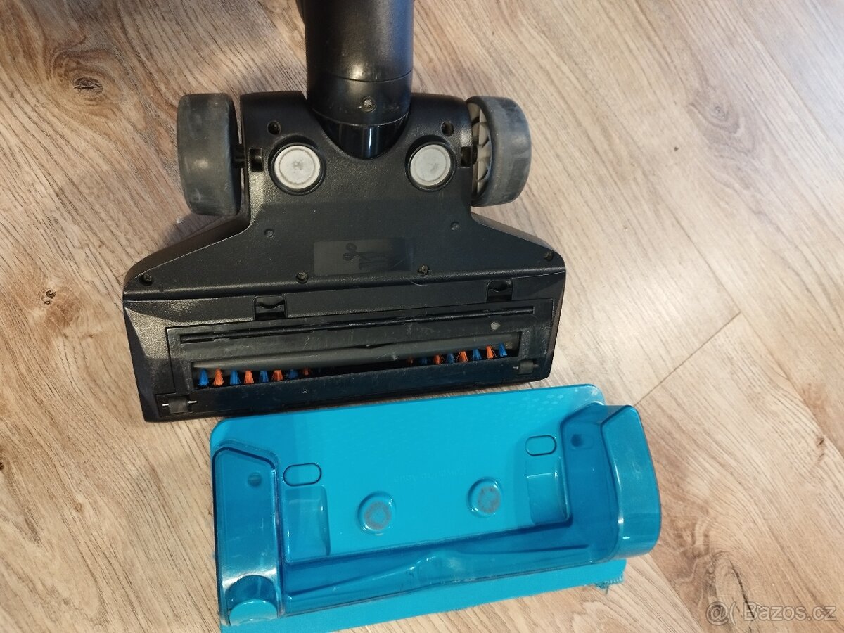 Vysavač Philips 3v1 - 9