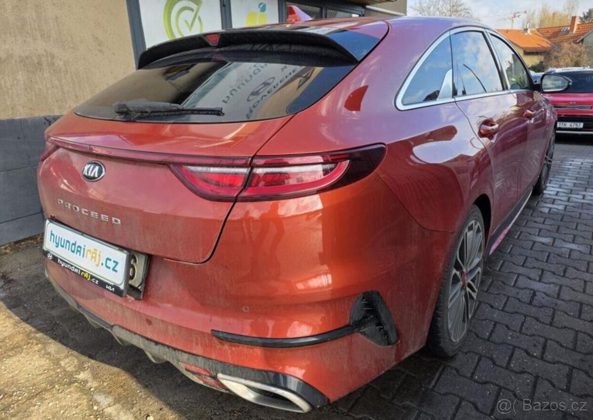 Kia Procee´d 1.6-V ZÁRUCE-MAX.VÝBAVA-NAVI - 9