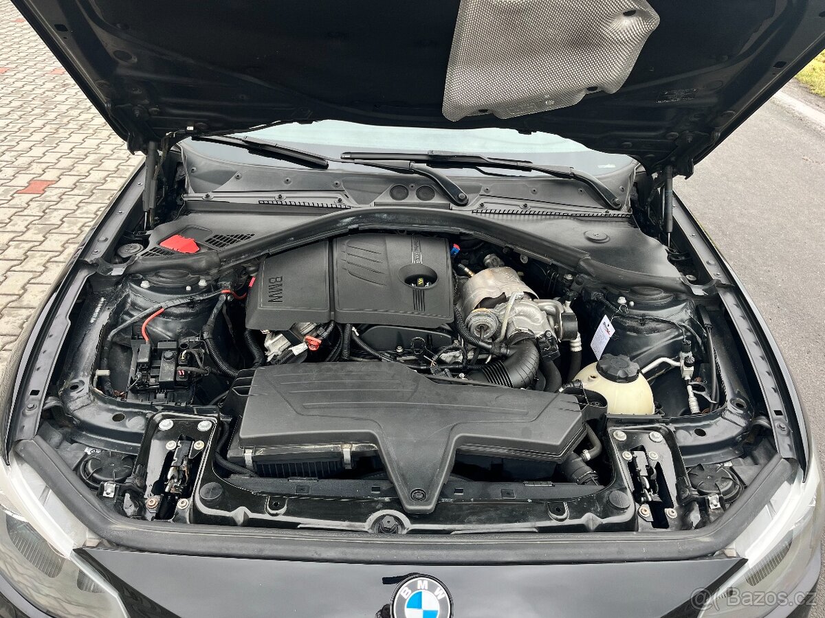 BMW 118i 100kW 2012 benzín - 9