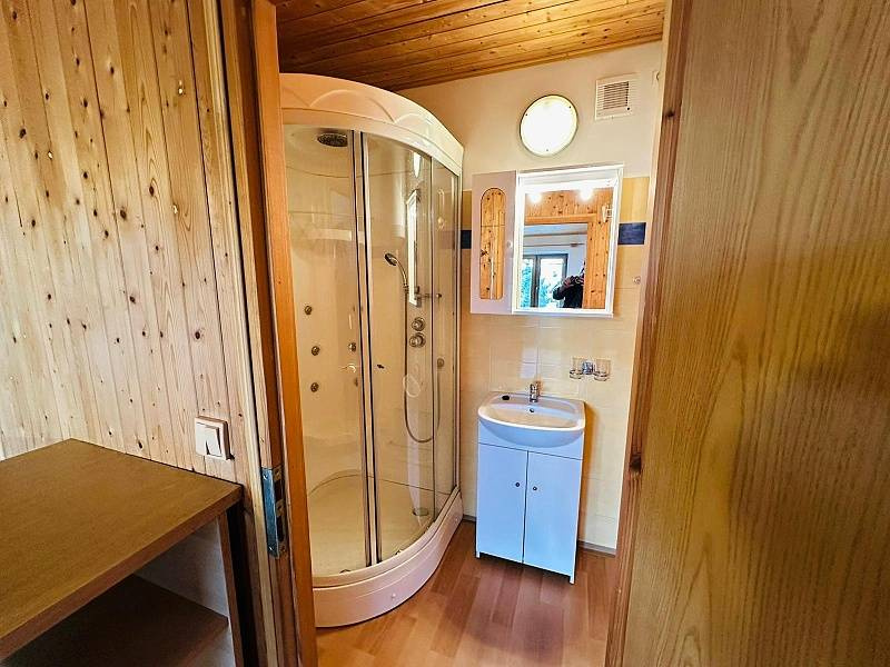 Pronajmu byt 2+kk, 60 m2 - KNĚŽNICE 5 km od Jičína - 9