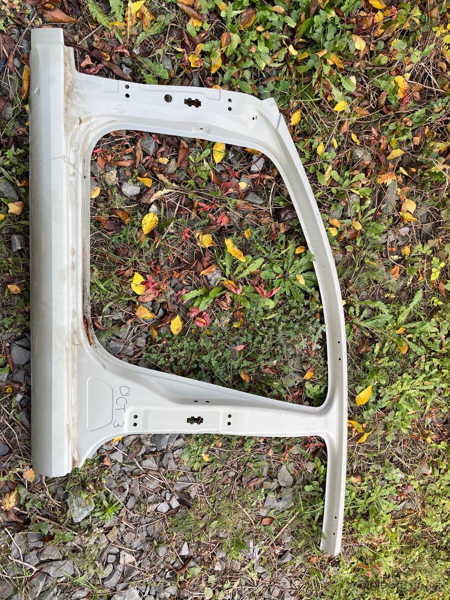 Náhradní díly Škoda , VW, Mercedes - 9