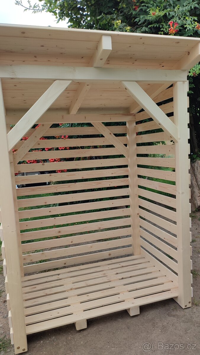 Dřevník nový na cca 4m3 naštípaného dřeva - 9