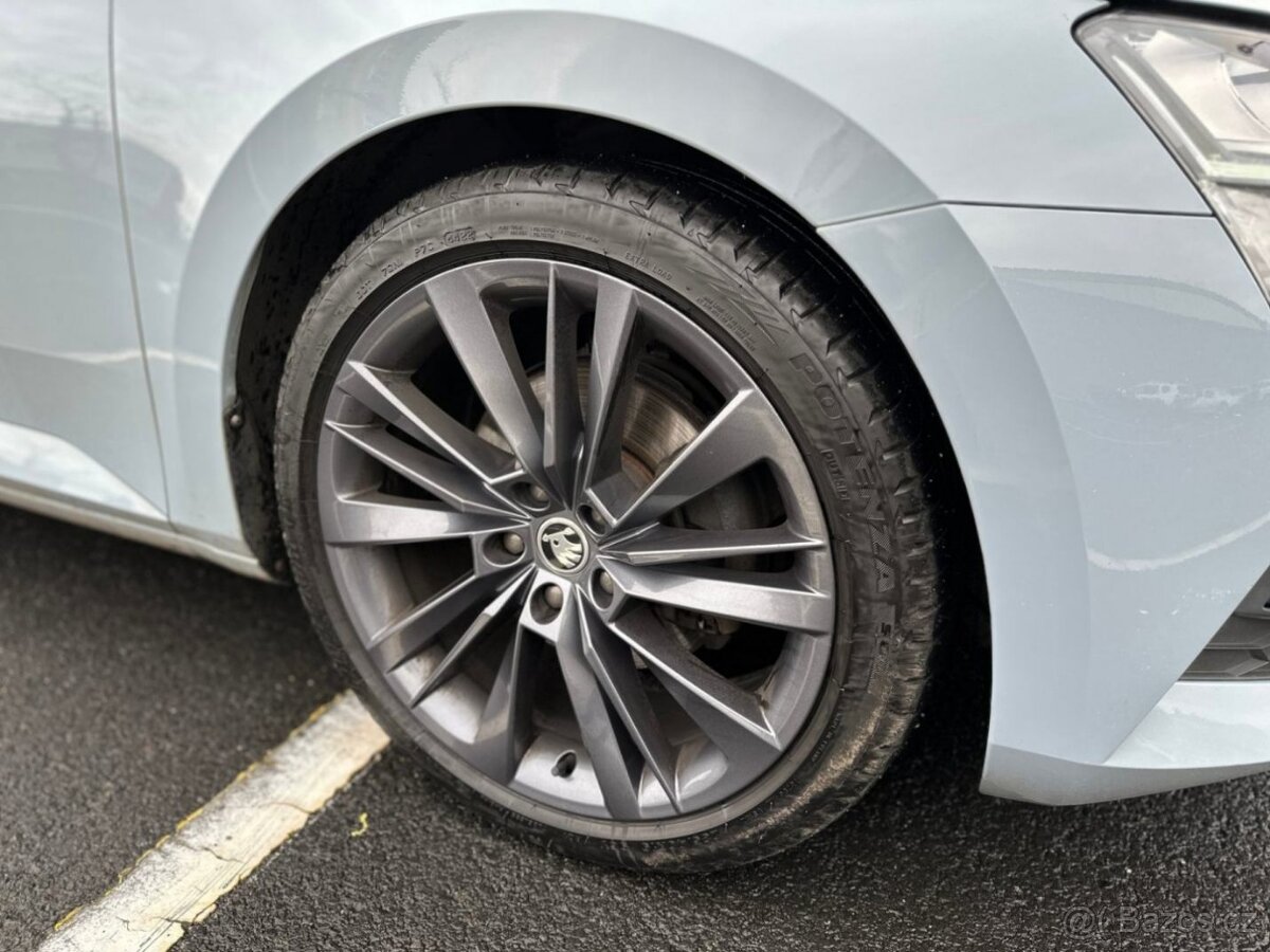Nabízím Škoda Superb 2.0Tdi 110kw Manuál - 9