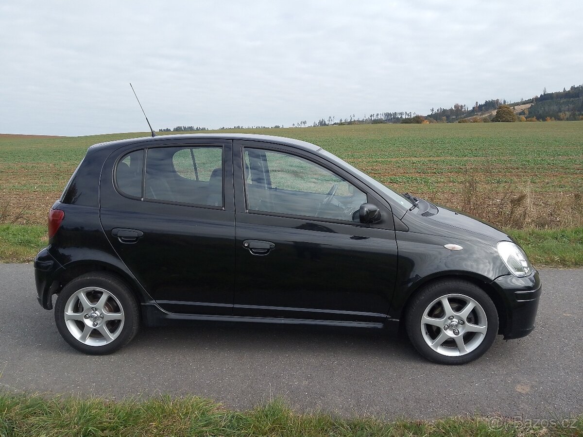 Toyota Yaris 1.5i T-Sport 5dv - 9