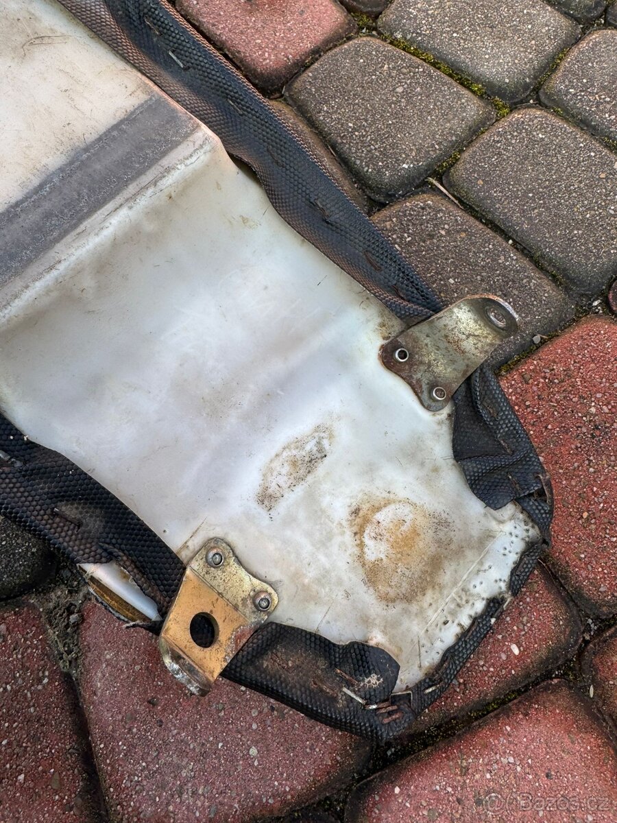 sedlo sedačka pěna podsedák seat honda cr 125 / 250 r 00-01 - 9