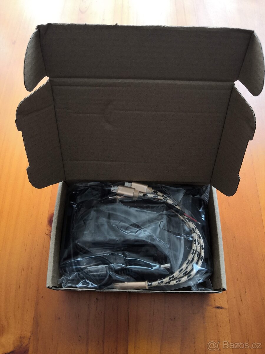 Držák telefonu na motocykl s kabely, adaptér - 9