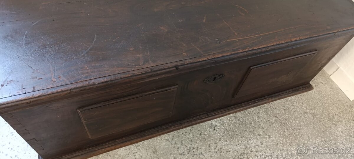 Starožitná truhla, masív, Nábytek Spříběhem - 9