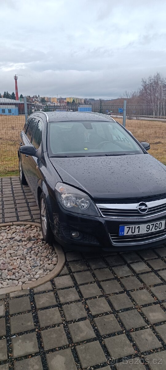 Opel Astra 1,7 CDTI kombi 92kW - 9