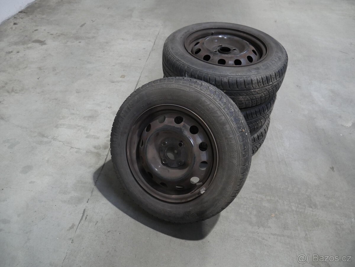 Hyundai I20 1.2i , 63 kW benzín, 2014 - 9