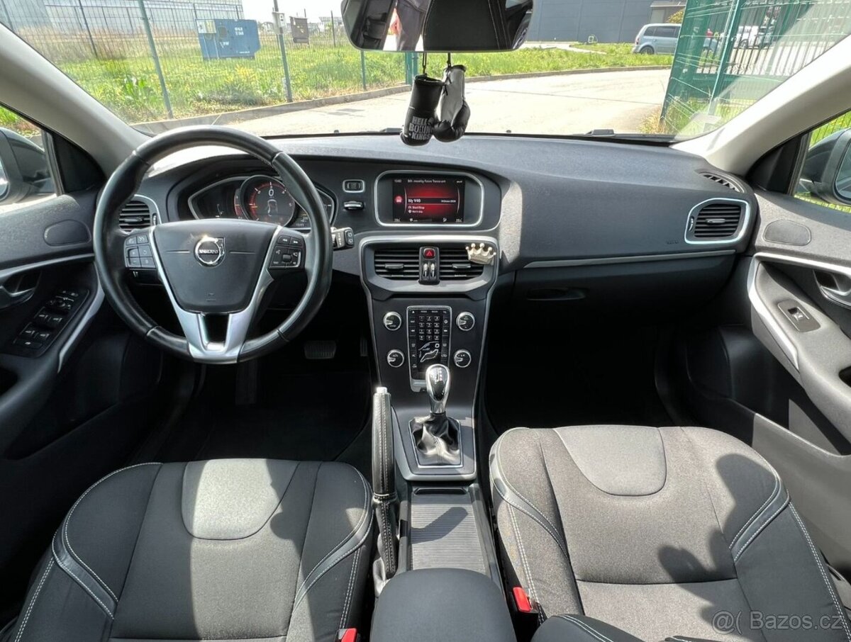 Volvo V40 - 9