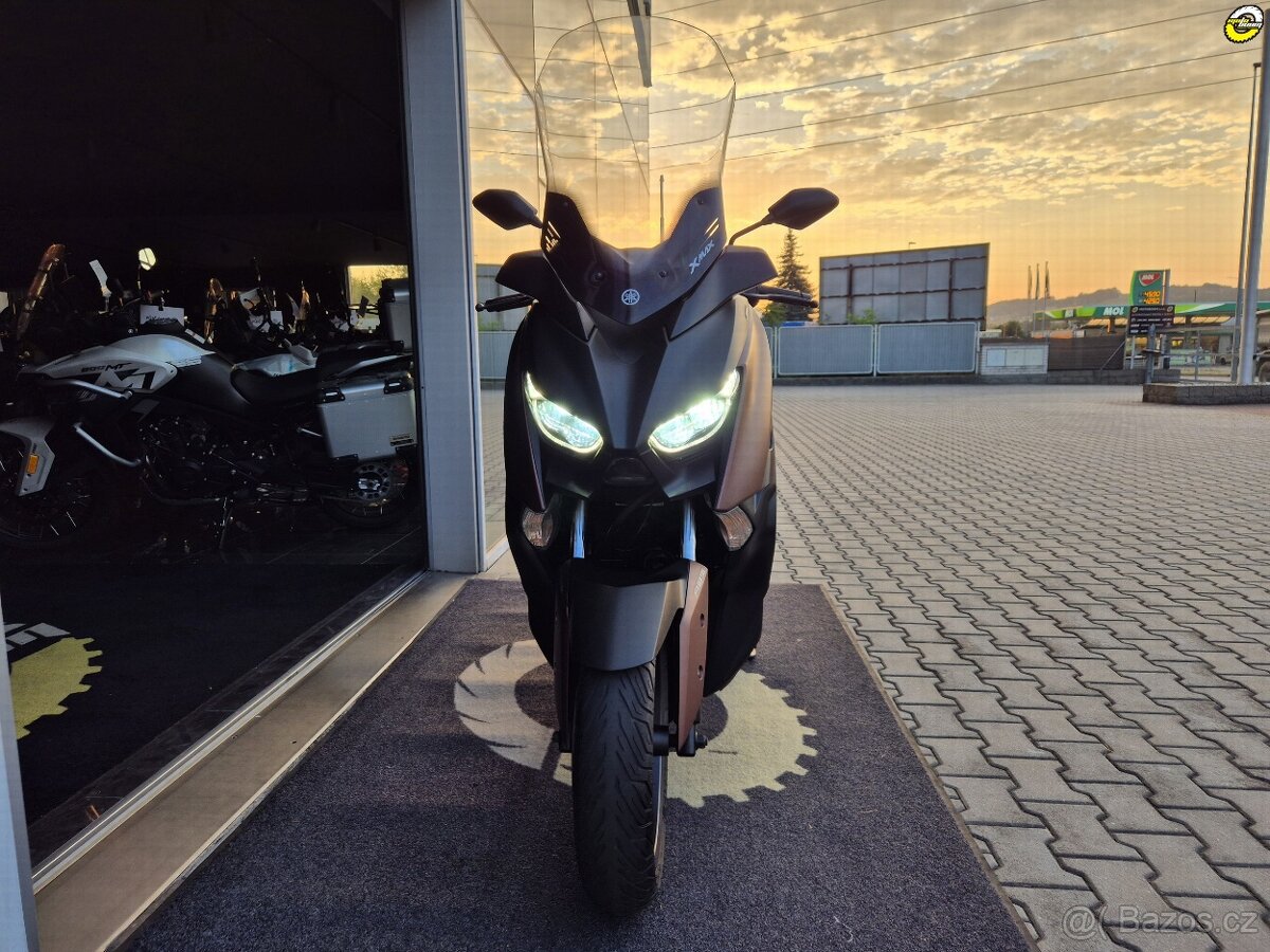 Yamaha X-Max 300 - 9