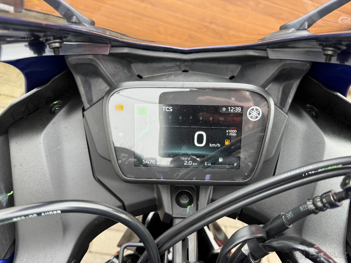Yamaha YZF R 125 6/2025 / koupeno ČR / 1 majitel - 9
