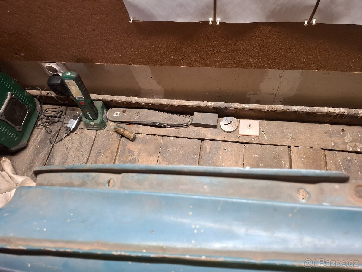 Pravý zadní blatník Škoda 1000MB 1964 - 1966 žábrový - 9