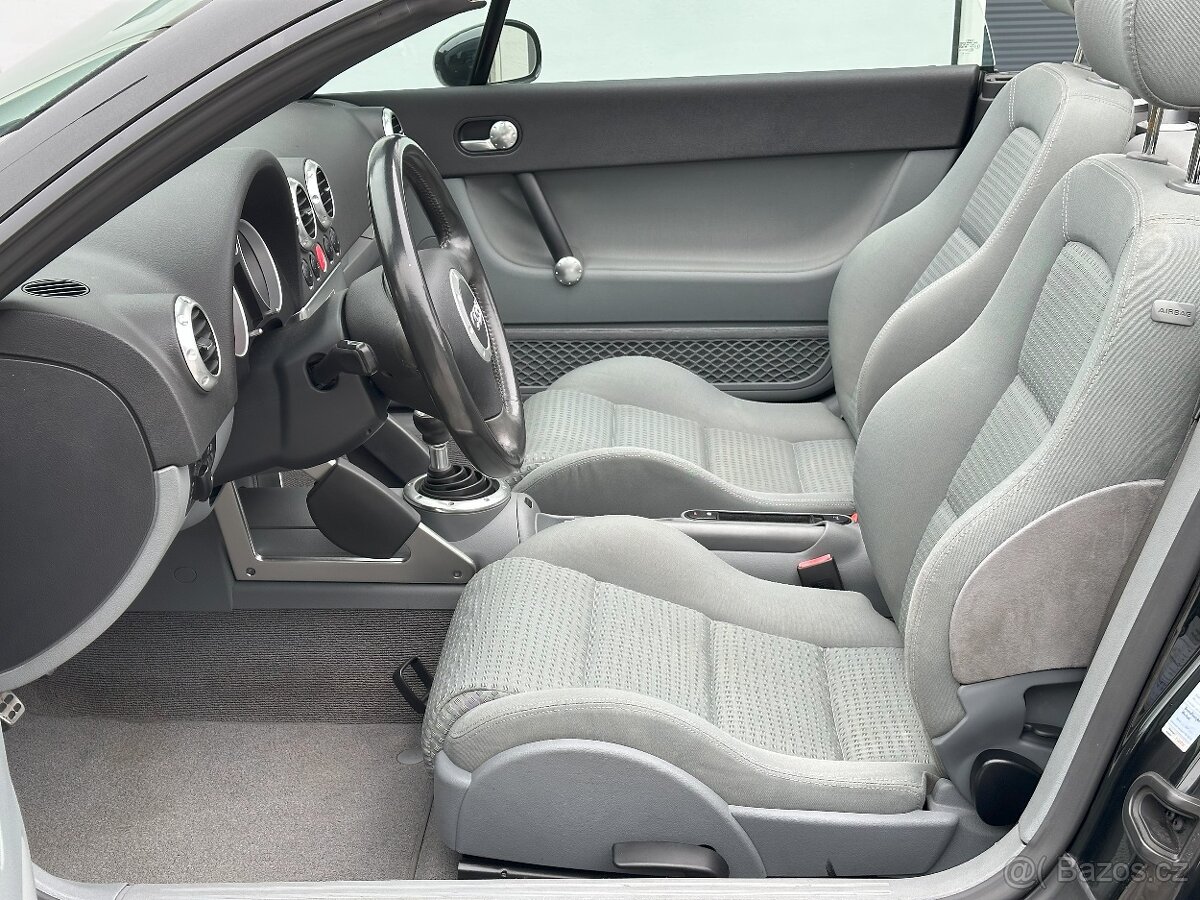 Audi TT 1.8i Turbo 150PS Roadster - 9