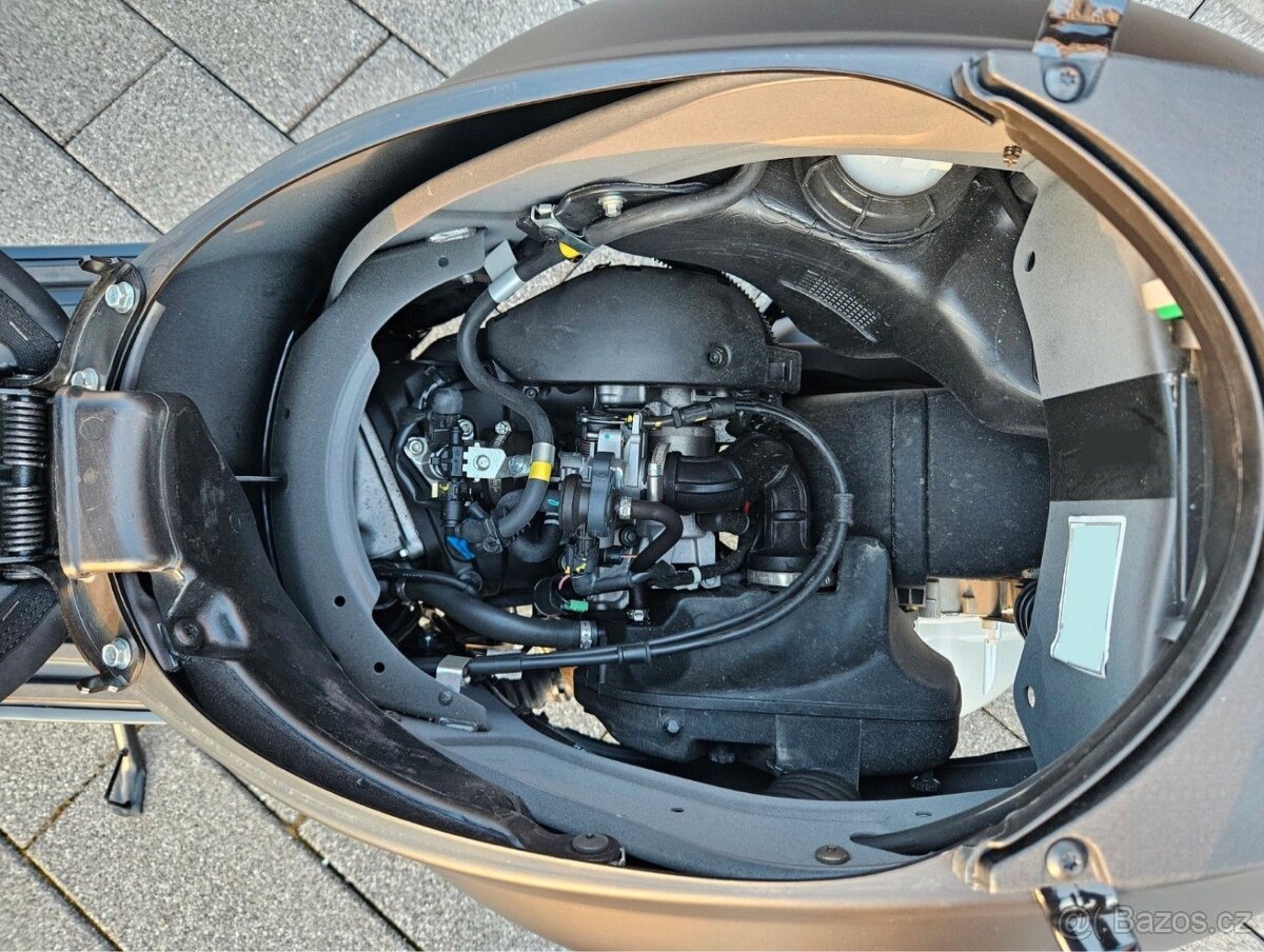 Vespa Sprint 125 ABS Notte. 2169km. TOP, unikát. 11Ps - 9