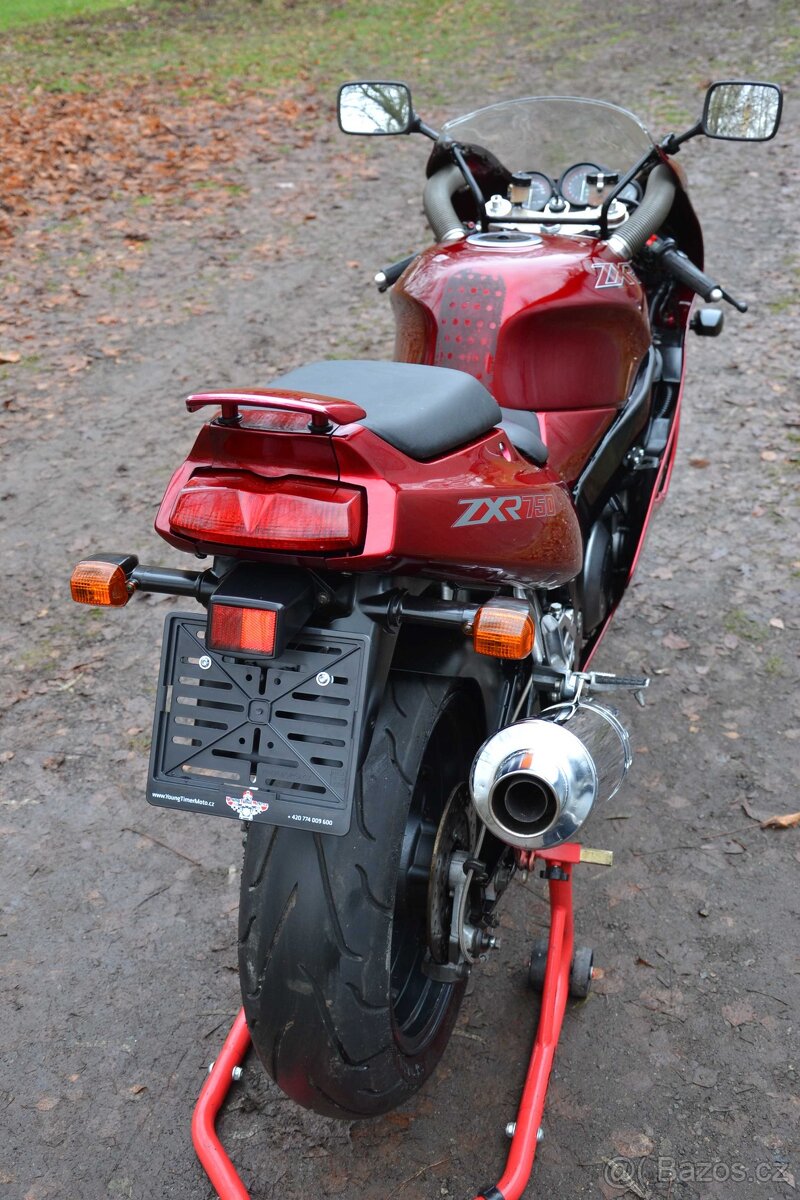 Kawasaki ZXR 750J - 1. majitel - 9