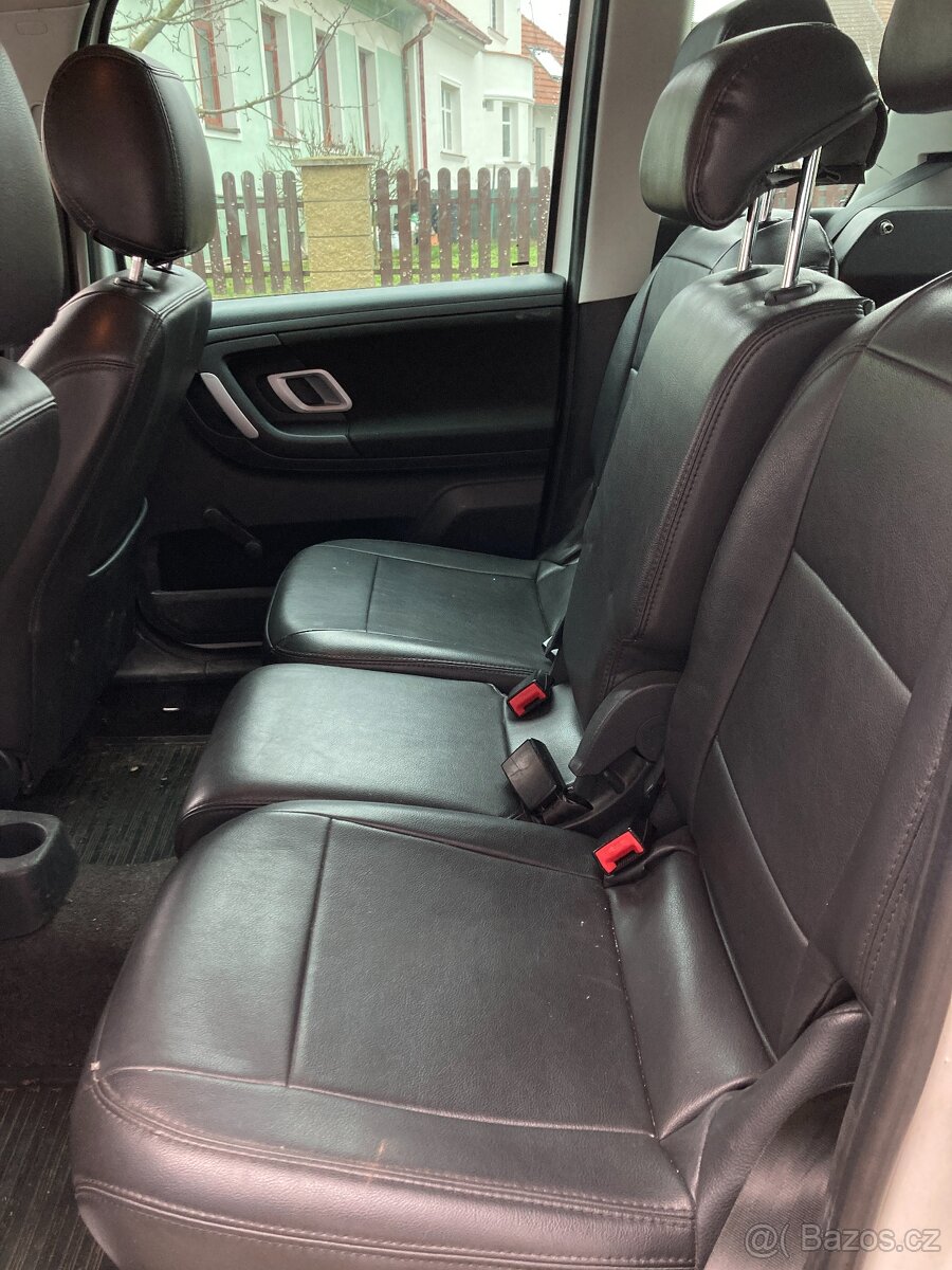 Roomster 1.4 16v - 12/2009 - nová STK - 9