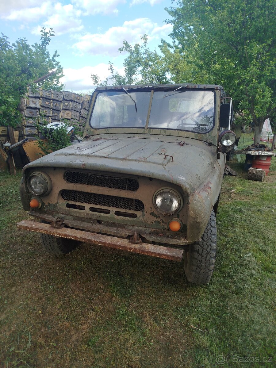 Uaz 469 - 9